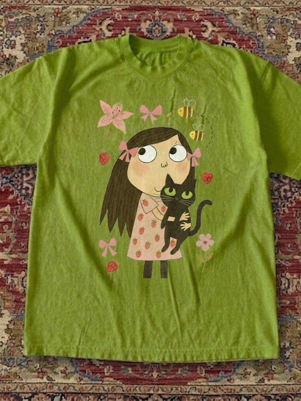 Girls Green Graphic Tee with Cute Cat Illustration